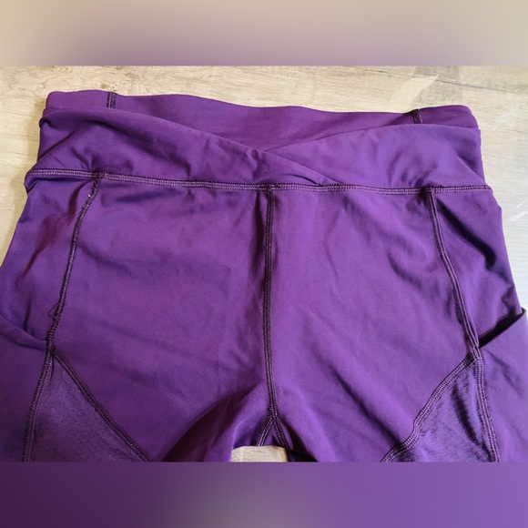 Size 10 lululemon mesh legging. Purple Mesh Crossover Back Stash Pocket Mid Rise - Picture 14 of 14